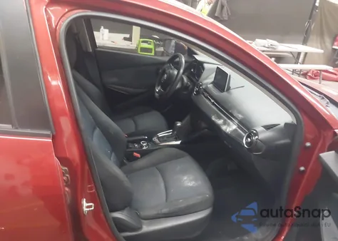 2018 Toyota Yaris Ia z USA, uszkodzony, nr VIN 3MYDLBYV2JY330865